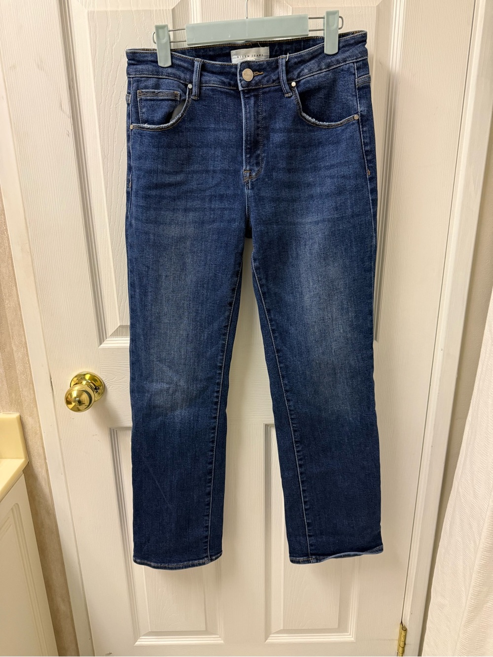 Risen Los Angeles Jeans Size 11 Medium Wash Blue Stretch Denim Straight Leg